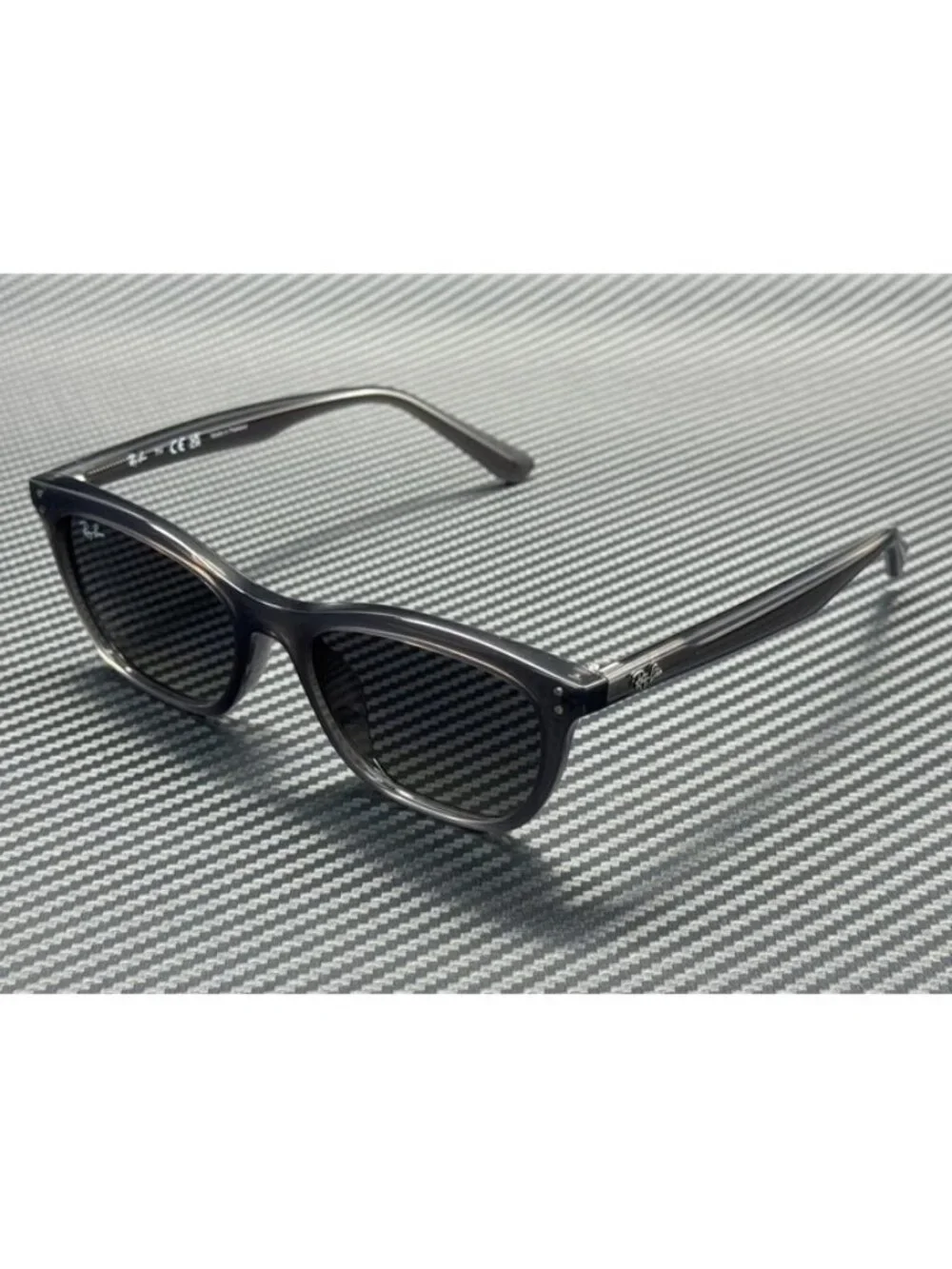 New Ray-Ban Men Transparent Dark Grey Sunglasses 54-18-145